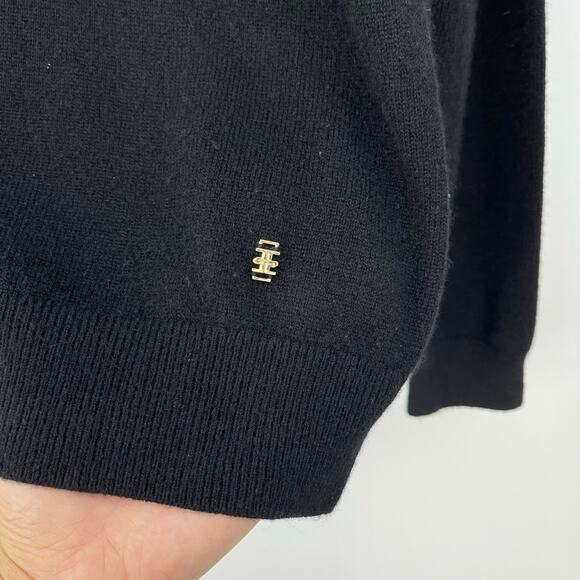 ÉTERNE | NWT Clive Relaxed Cashmere V-Neck Sweater in Black XS/S - Picture 8 of 12